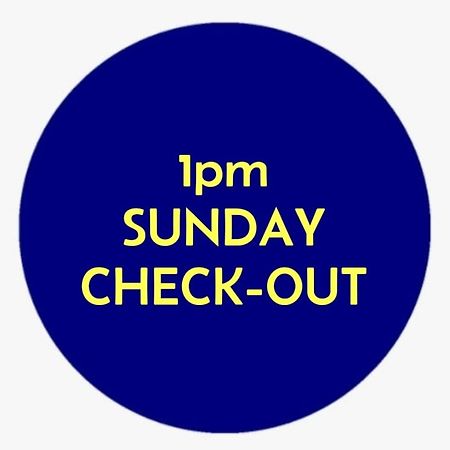 Victoria Centre Apartments In The Victoria Centre Shopping Centre - Nottingham City Centre - 24 Hour Access - Most Central Location, Kitchen - Sunday Check-Out 1Pm - Opposite Hilton By Restaurants & Shops - Outdoor Parking Cars Or Vans Five Pounds A Kültér fotó