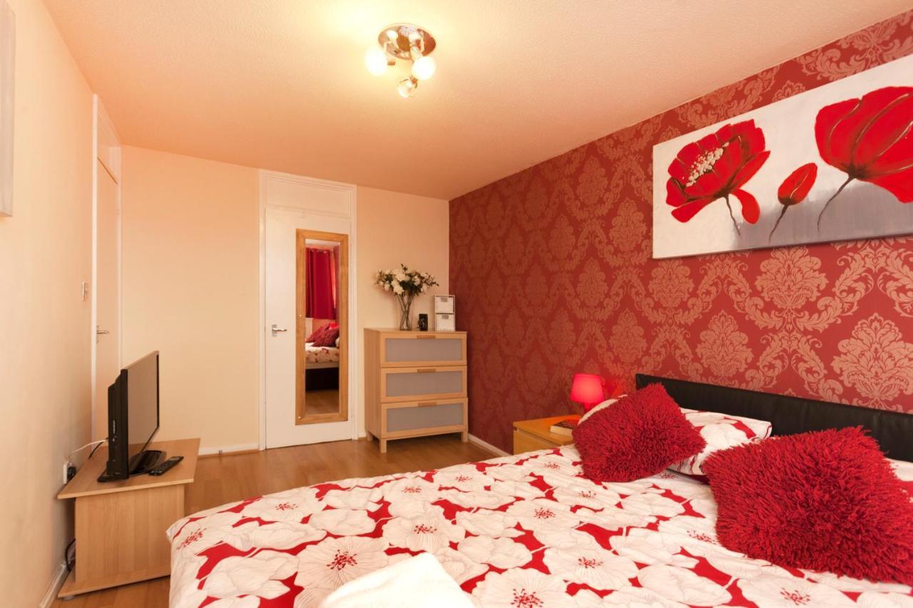 Victoria Centre Apartments In The Victoria Centre Shopping Centre - Nottingham City Centre - 24 Hour Access - Most Central Location, Kitchen - Sunday Check-Out 1Pm - Opposite Hilton By Restaurants & Shops - Outdoor Parking Cars Or Vans Five Pounds A Kültér fotó