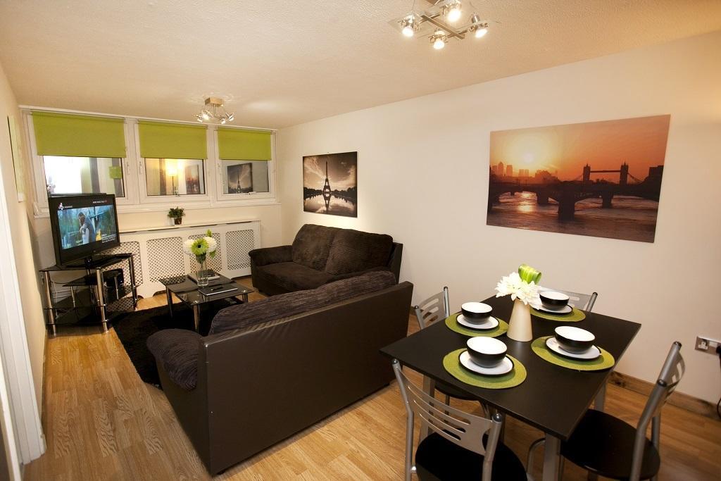 Victoria Centre Apartments In The Victoria Centre Shopping Centre - Nottingham City Centre - 24 Hour Access - Most Central Location, Kitchen - Sunday Check-Out 1Pm - Opposite Hilton By Restaurants & Shops - Outdoor Parking Cars Or Vans Five Pounds A Kültér fotó