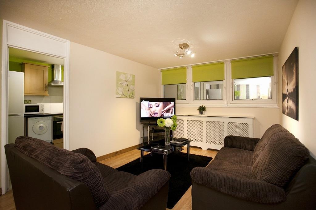 Victoria Centre Apartments In The Victoria Centre Shopping Centre - Nottingham City Centre - 24 Hour Access - Most Central Location, Kitchen - Sunday Check-Out 1Pm - Opposite Hilton By Restaurants & Shops - Outdoor Parking Cars Or Vans Five Pounds A Kültér fotó