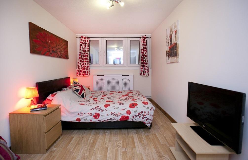 Victoria Centre Apartments In The Victoria Centre Shopping Centre - Nottingham City Centre - 24 Hour Access - Most Central Location, Kitchen - Sunday Check-Out 1Pm - Opposite Hilton By Restaurants & Shops - Outdoor Parking Cars Or Vans Five Pounds A Kültér fotó