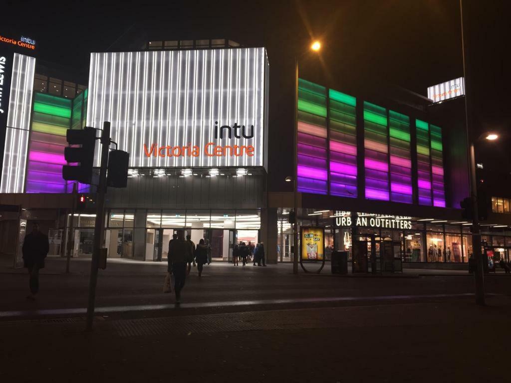 Victoria Centre Apartments In The Victoria Centre Shopping Centre - Nottingham City Centre - 24 Hour Access - Most Central Location, Kitchen - Sunday Check-Out 1Pm - Opposite Hilton By Restaurants & Shops - Outdoor Parking Cars Or Vans Five Pounds A Kültér fotó