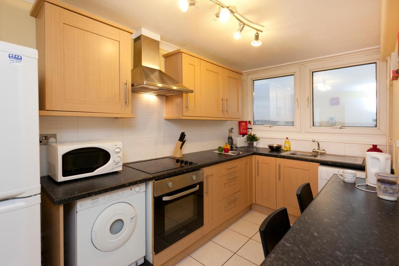 Victoria Centre Apartments In The Victoria Centre Shopping Centre - Nottingham City Centre - 24 Hour Access - Most Central Location, Kitchen - Sunday Check-Out 1Pm - Opposite Hilton By Restaurants & Shops - Outdoor Parking Cars Or Vans Five Pounds A Kültér fotó